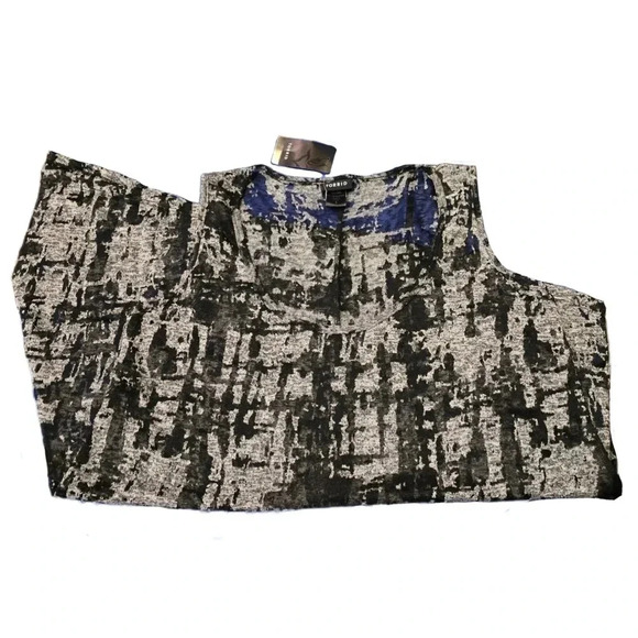 Torrid, Size 1X, Asymmetrical Gray Burnout Sleeveless Top - Picture 9 of 11